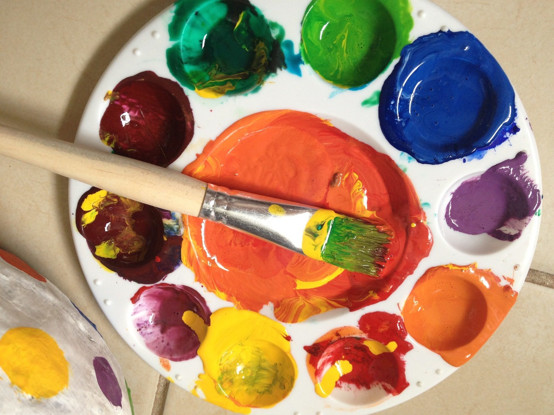 Home Miriam Duskis, Art Therapist